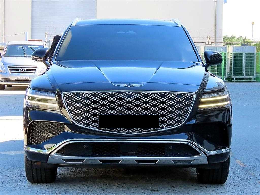 Genesis GV80 — photo 02