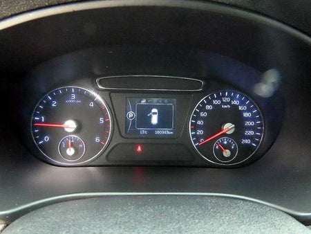 Kia Sorento — photo 09