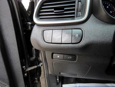 Kia Sorento — photo 12