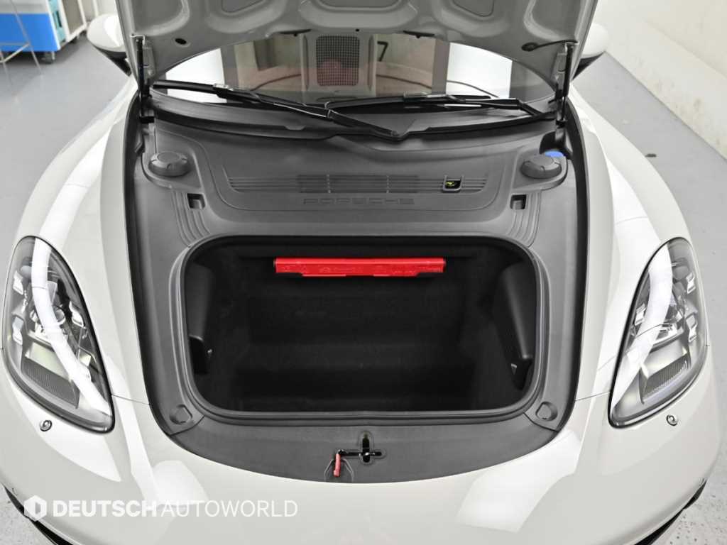 Porsche 718 — photo 06