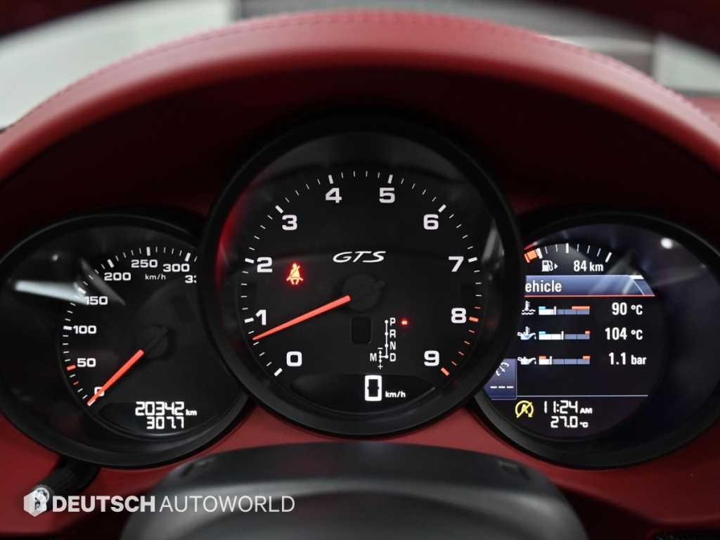 Porsche 718 — photo 08