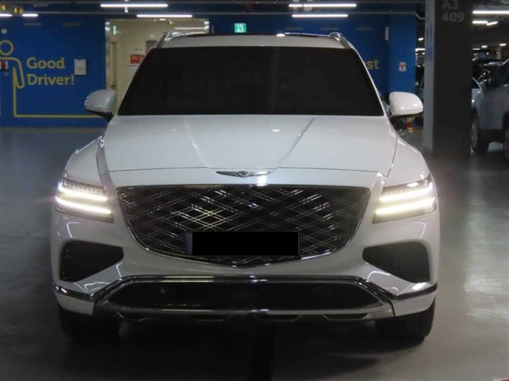 Genesis GV80 — photo 01