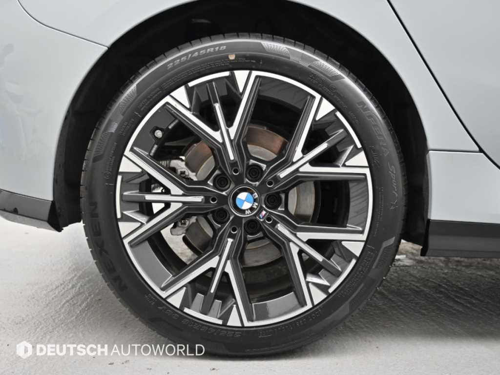 BMW 1-Series — photo 05