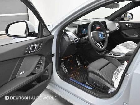 BMW 1-Series — photo 11