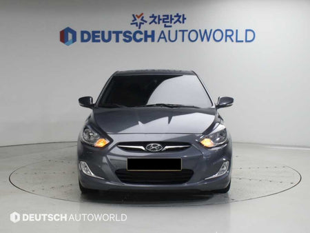 Hyundai Accent — photo 03