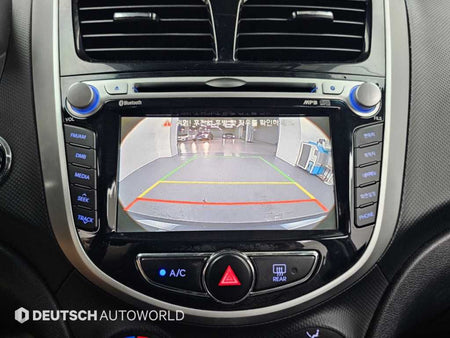 Hyundai Accent — photo 15