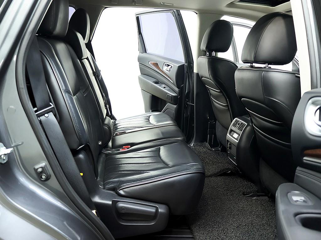 Infiniti QX60 — photo 12