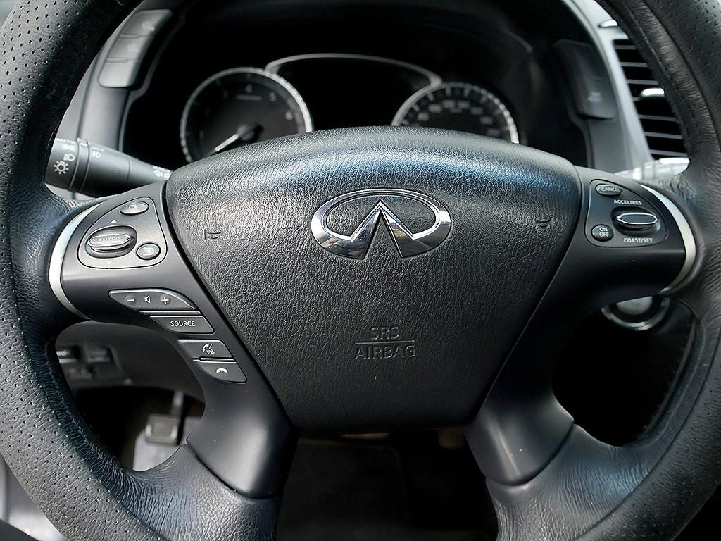 Infiniti QX60 — photo 15
