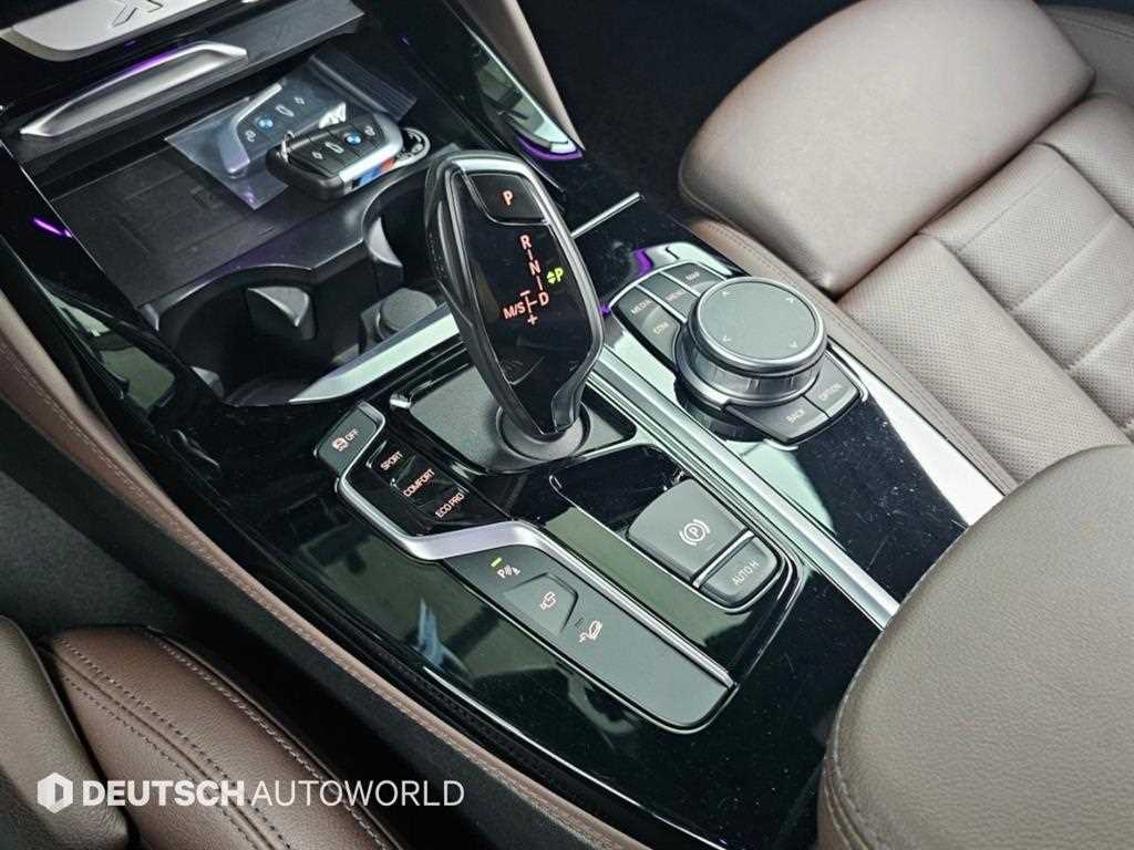 BMW X4 — photo 09