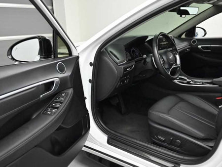 Hyundai Sonata — photo 11