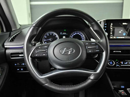 Hyundai Sonata — photo 13