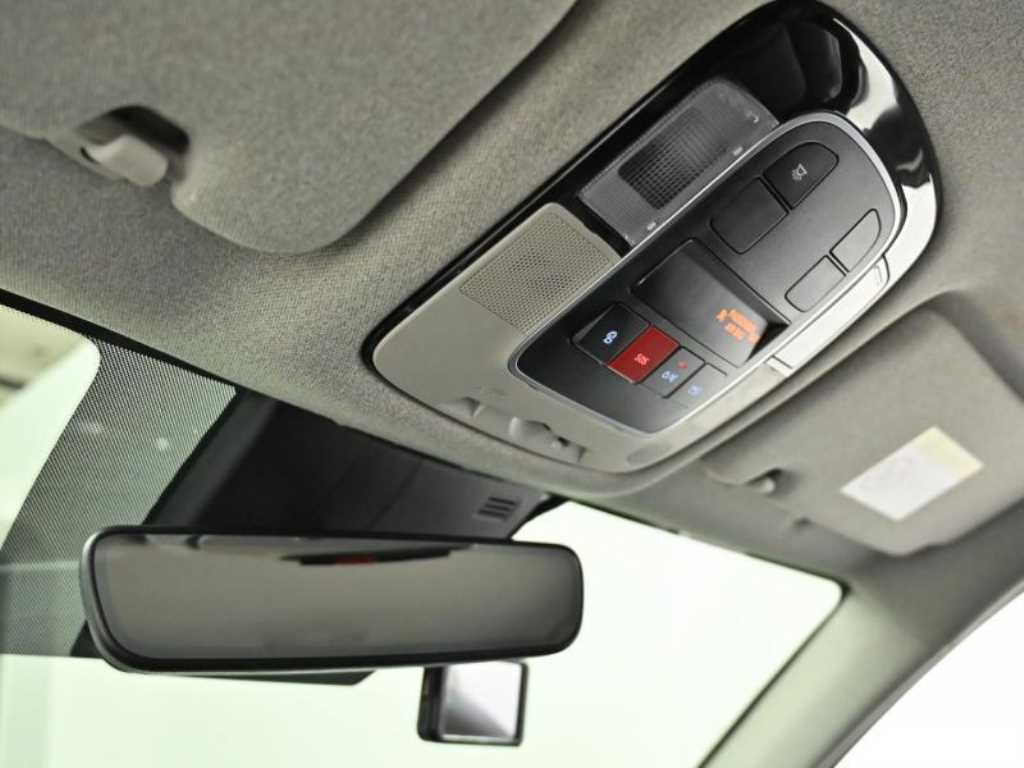 Hyundai Sonata — photo 18