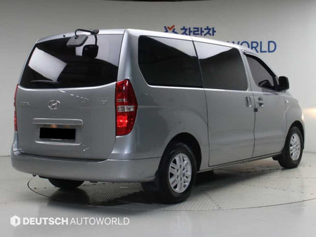 Hyundai Starex — photo 02