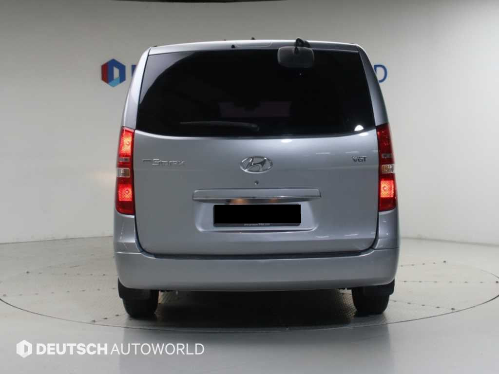 Hyundai Starex — photo 04