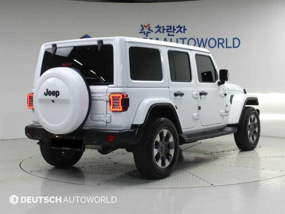 Jeep Wrangler — photo 02