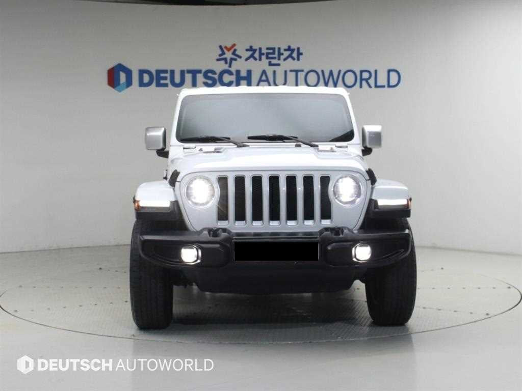 Jeep Wrangler — photo 03