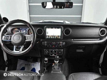 Jeep Wrangler — photo 07