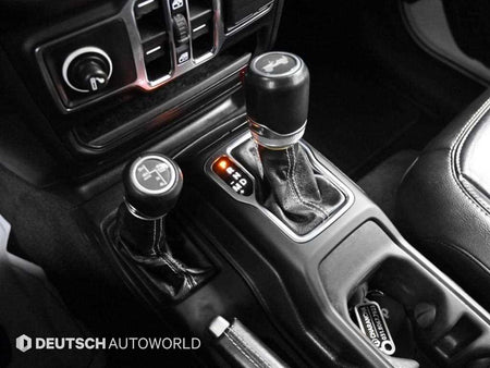 Jeep Wrangler — photo 09