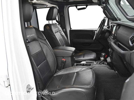 Jeep Wrangler — photo 10
