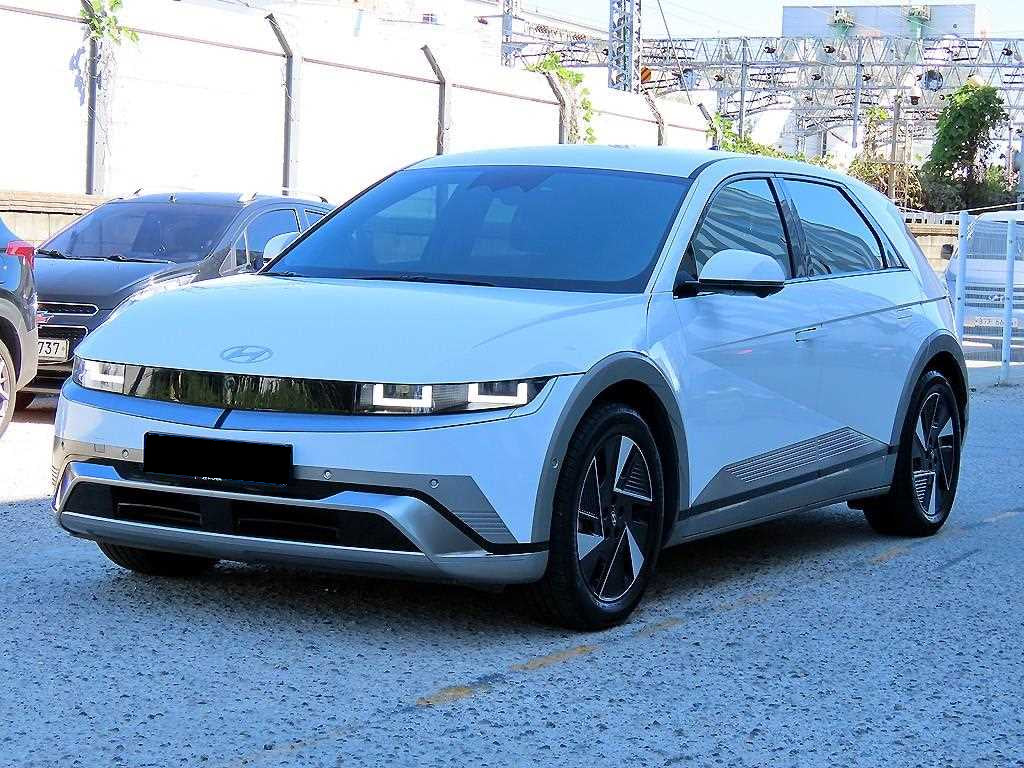 Hyundai Ioniq5 — photo 02