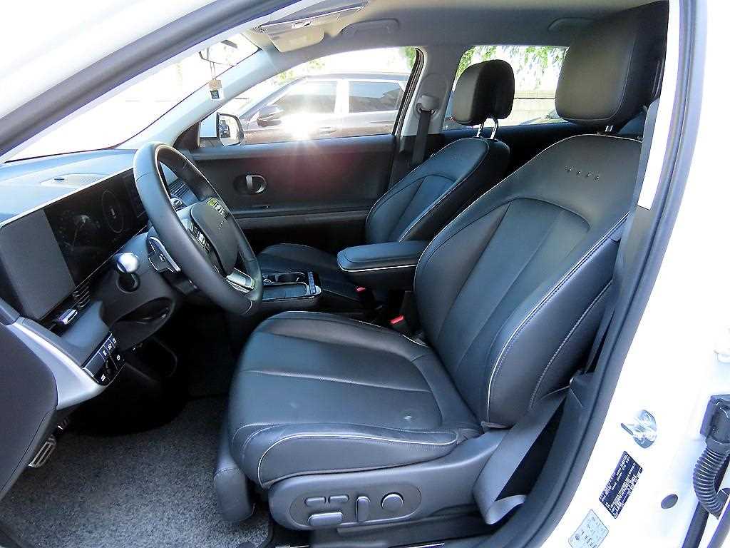 Hyundai Ioniq5 — photo 05