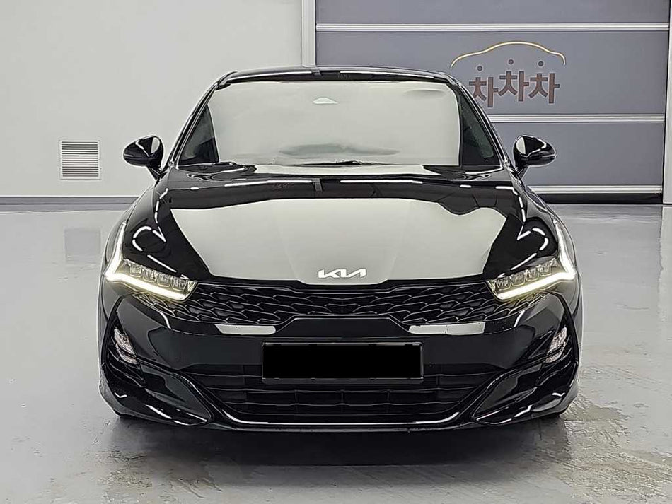 Kia K5 — photo 02