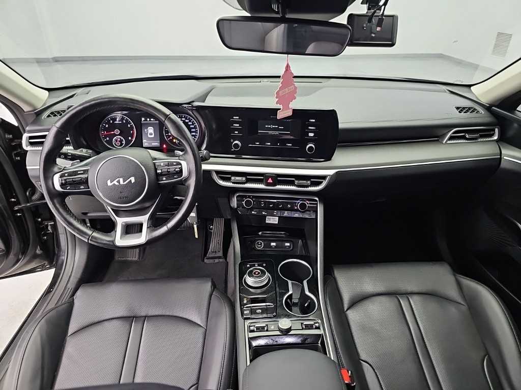 Kia K5 — photo 07