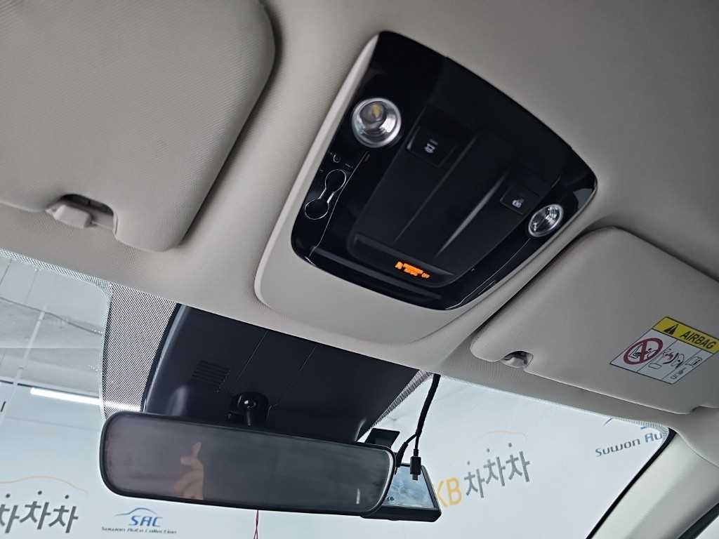 Kia K5 — photo 13