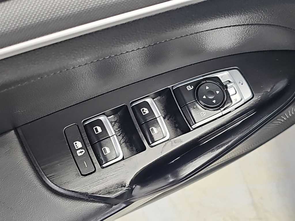 Kia K5 — photo 16