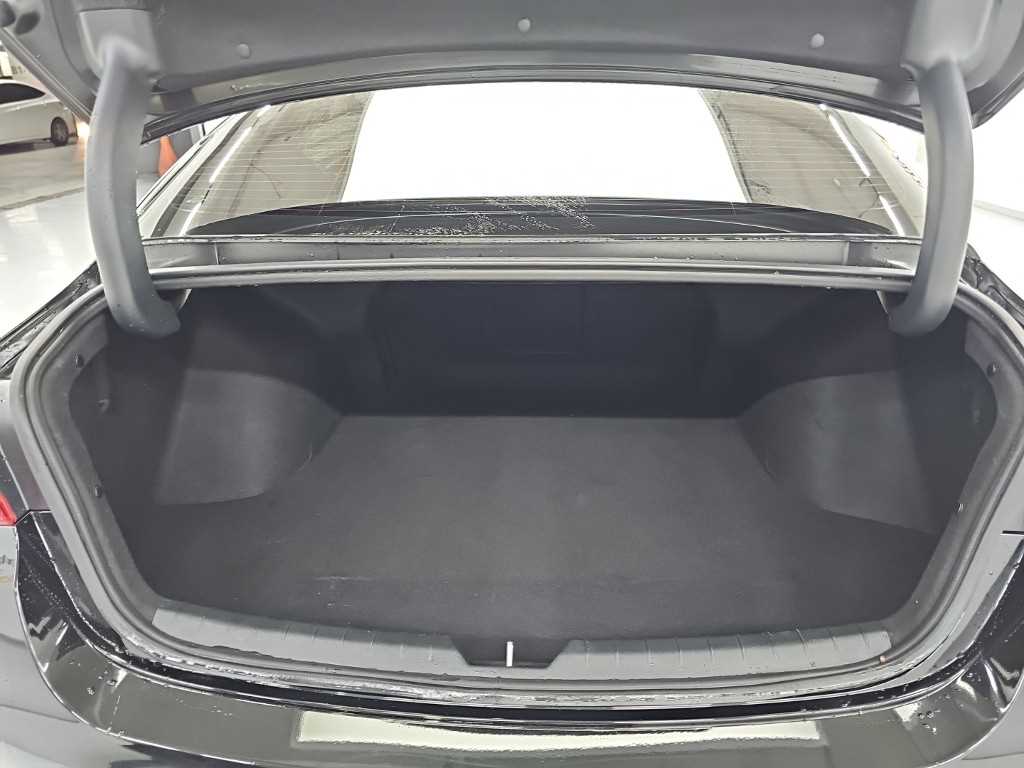 Kia K5 — photo 17