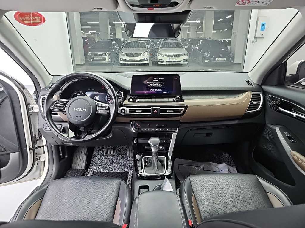 Kia Seltos — photo 07