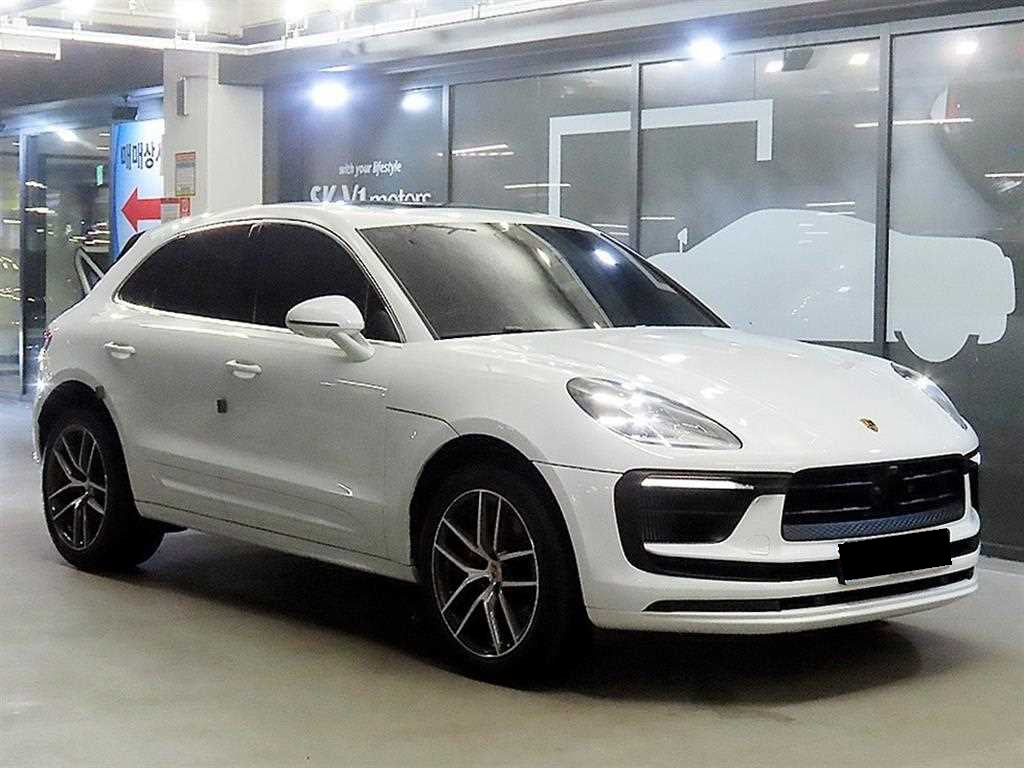 Porsche Macan — photo 01