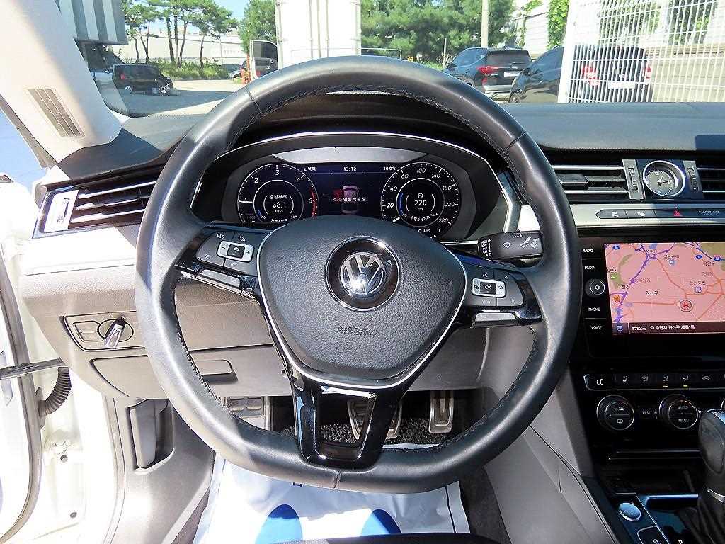 Volkswagen Arteon — photo 08