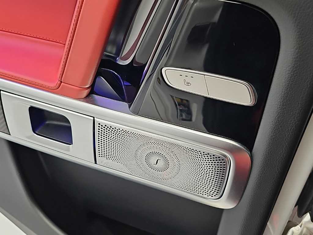 Mercedes-Benz G-Class — photo 14