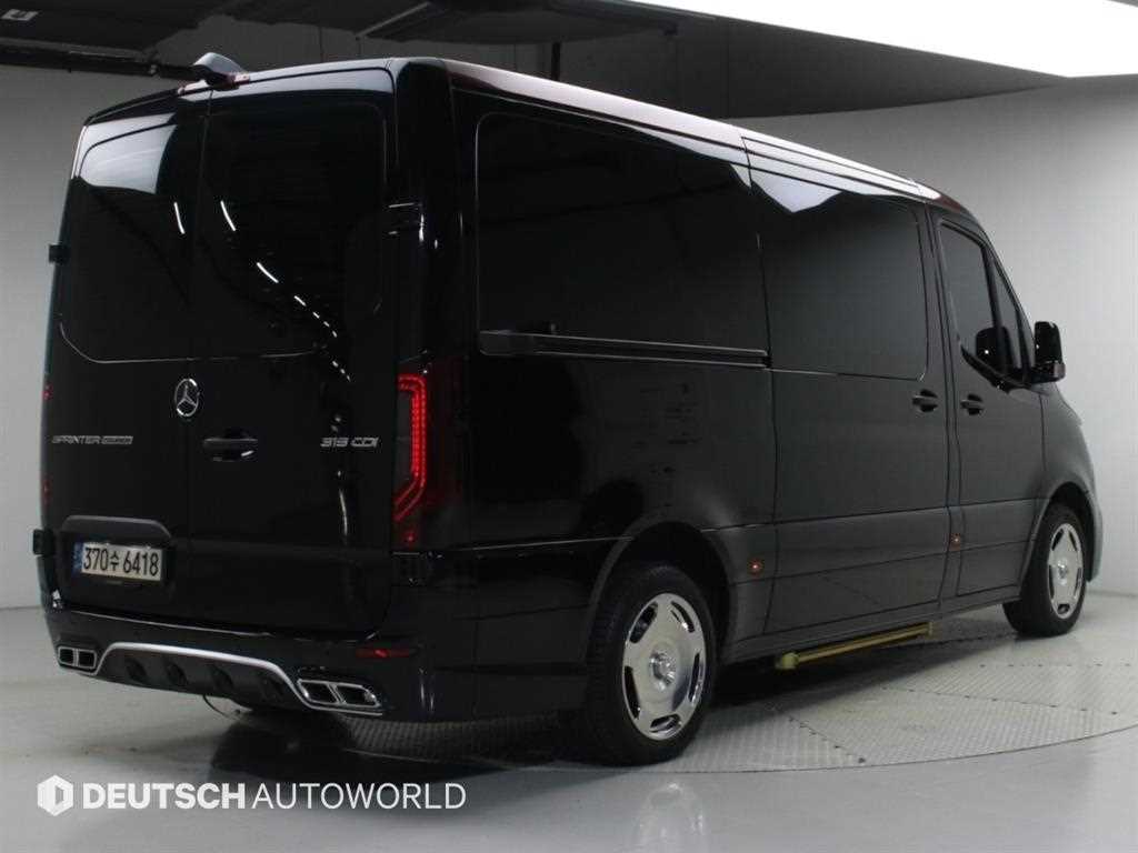 Mercedes-Benz Sprinter — photo 02