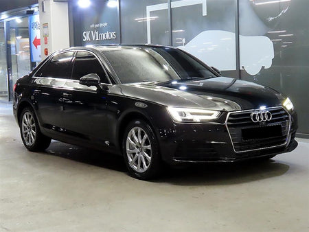 Audi A4 — photo 01