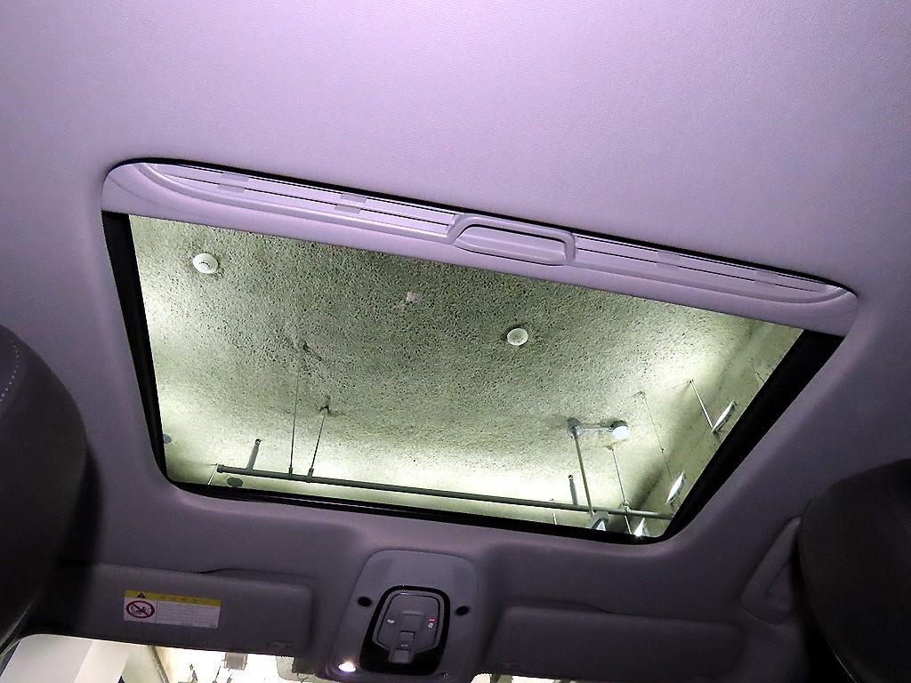 Audi A4 — photo 17