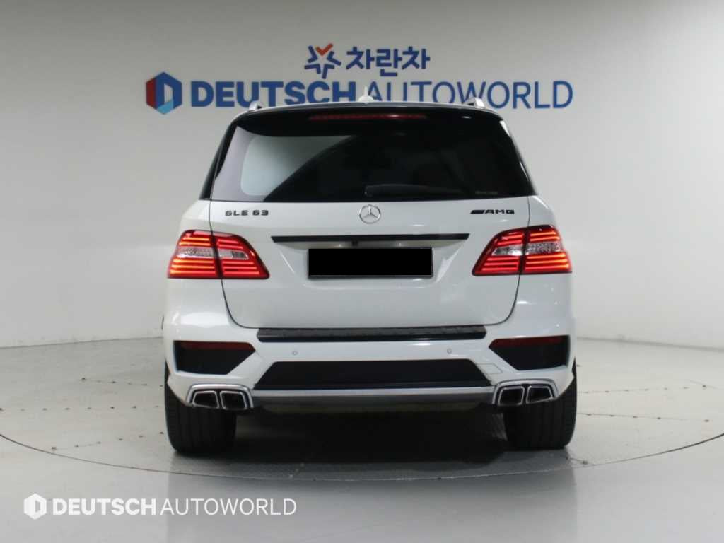 Mercedes-Benz M-class — photo 04