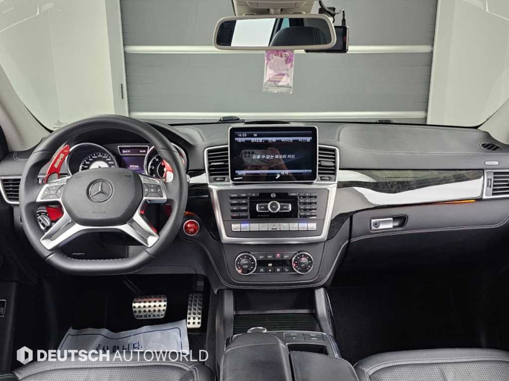 Mercedes-Benz M-class — photo 07