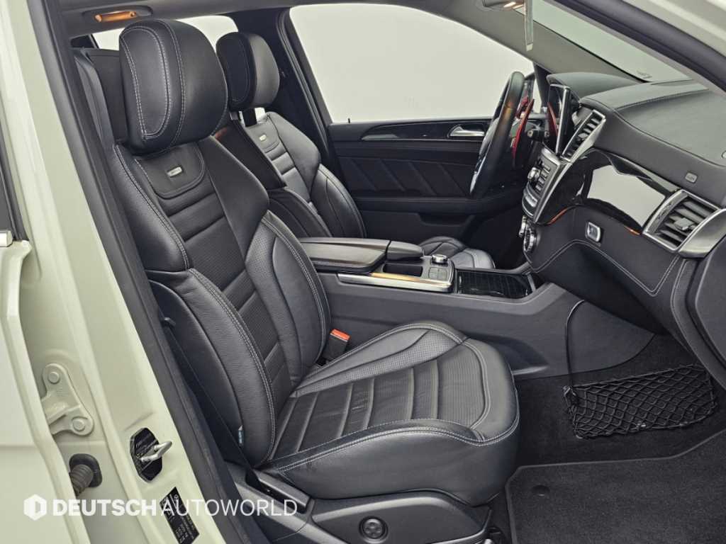 Mercedes-Benz M-class — photo 10