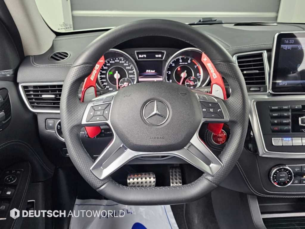 Mercedes-Benz M-class — photo 13