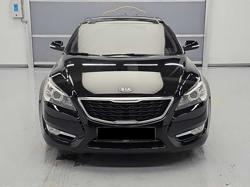 Kia K7 — photo 01