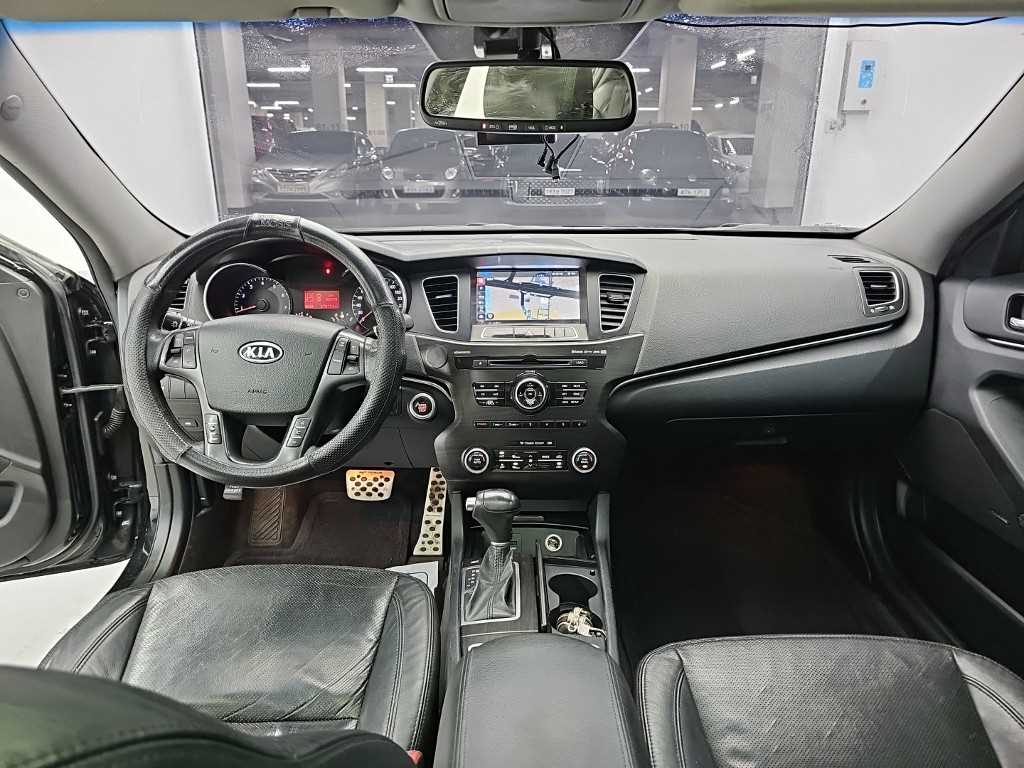 Kia K7 — photo 07