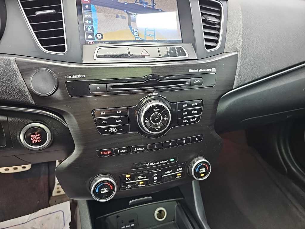 Kia K7 — photo 10