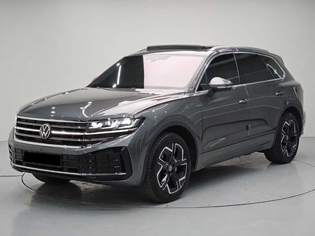 Volkswagen Touareg — photo 01