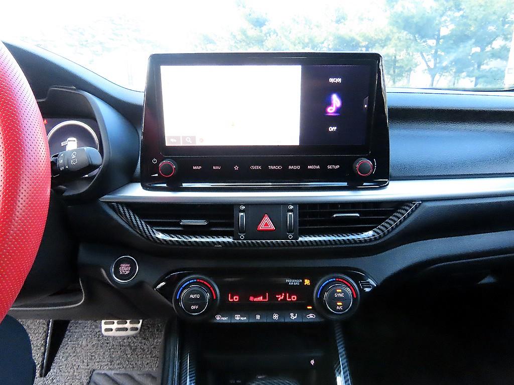 Kia K3 — photo 14