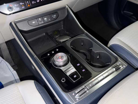 Kia Carnival — photo 13