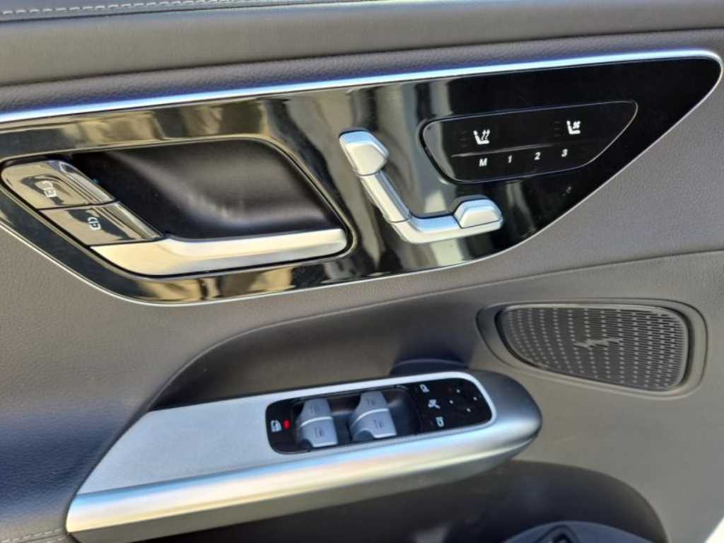 Mercedes-Benz GLC-Class — photo 09