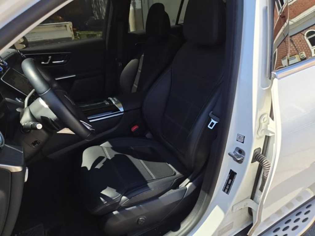 Mercedes-Benz GLC-Class — photo 10