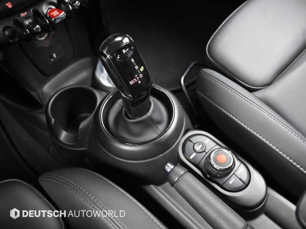 Mini Cooper — photo 09